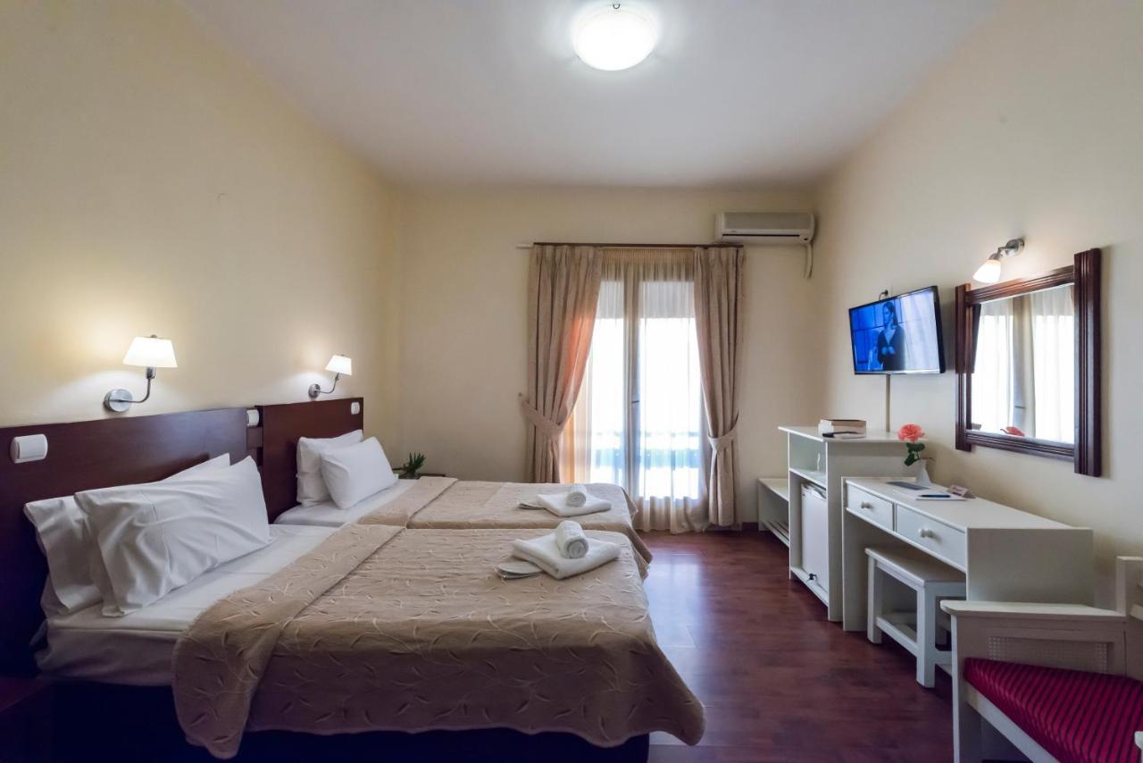 Akroyali Hotel & Villas Mési Exterior foto